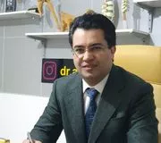 دکتر علی حقیقت