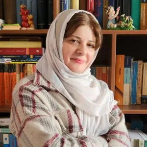 دکتر کاملیا ساداتی