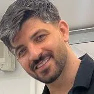 حمزه کمری نیا