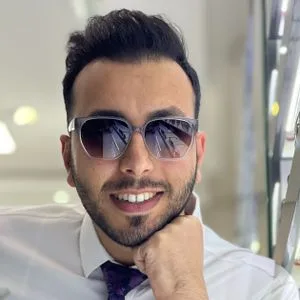 بیژن عزیزی