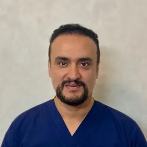 دکتر محمد موحد