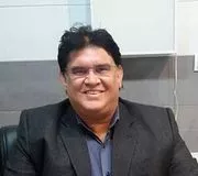 دکتر کاووس اشراقیان