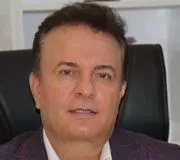 دکتر عارف همتی