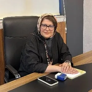 دکتر نیلوفر محمودی