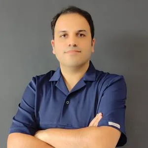 دکتر رضا فرجی
