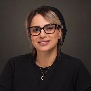 آزاده طاهری