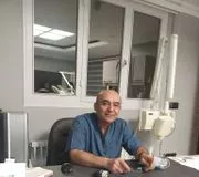 تصویر پروفایل دکتر فرهاد اقبالی - دکترای حرفه‌ای دندانپزشکی در تهران