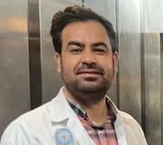 دکتر منصور پاریاب