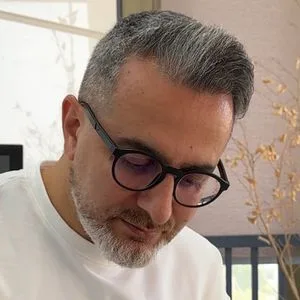 دکتر حیدر صفری