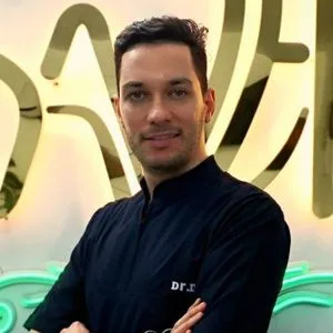تصویر پروفایل دکتر داود ساجدی - دکترای حرفه‌ای دندانپزشکی در قم