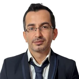 دکتر میثاق محمودی