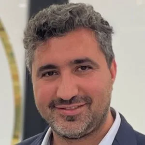دکتر سلمان آذرسینا