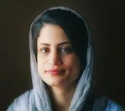محبوبه خاکی نهاد