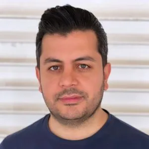 دکتر امید کامرانی