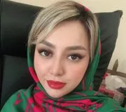 زهره حسین زاده