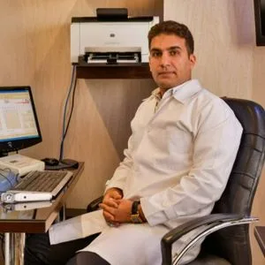 دکتر علی جهان گرد