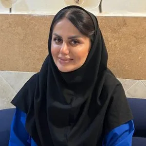 نرجس عابدینی