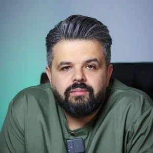 دکتر پدرام ملحم آذر