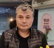 دکتر یاشا عمیدی