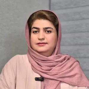 نجمه مشکل گشا