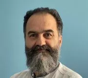دکتر قاسم کاویانی