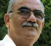 دکتر ناصر حقیقی زاده