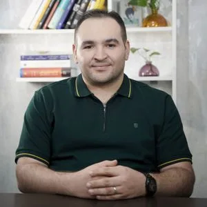 دکتر آرش عقیقی