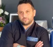 دکتر هومن هوشنگی
