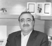 تصویر پروفایل دکتر محمدصادق هنرپیشه - متخصص گوش و حلق و بینی و جراحی سر و گردن در شیراز