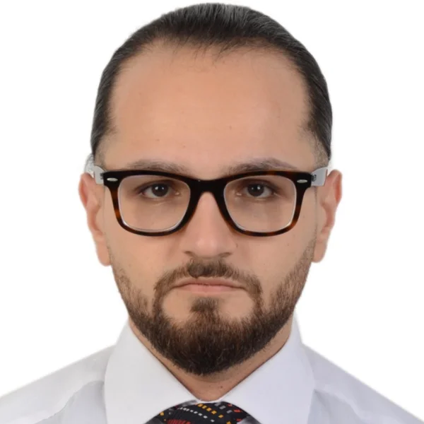 دکتر امیرحسین هادیان