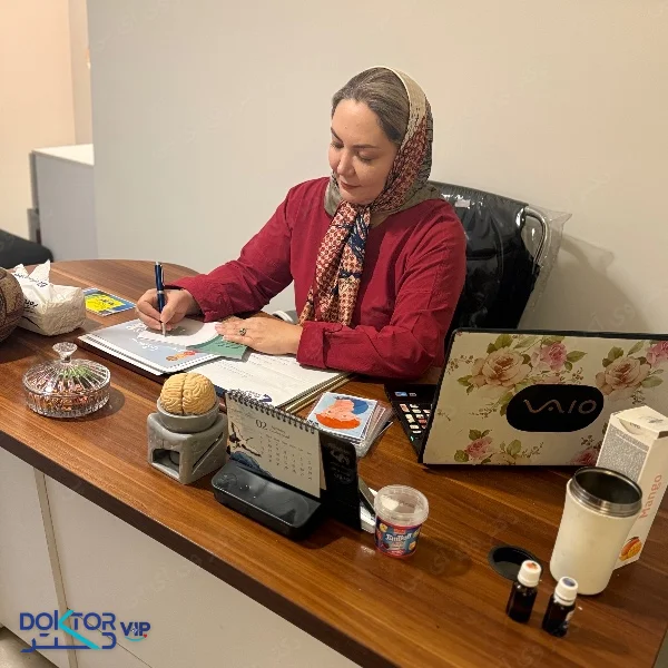 تصویر پروفایل دکتر سمیه قرآنی - روانپزشک در قزوین