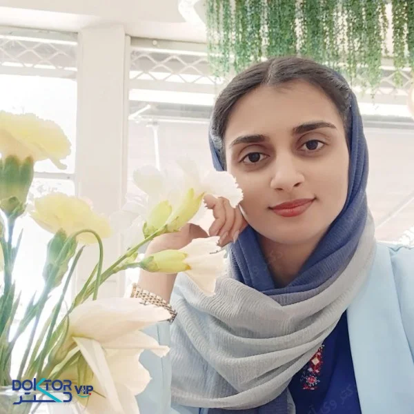 مینا دهنوخلجی