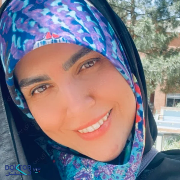 آزاده احمدیان