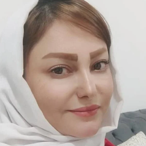 پرستو کامرانی نیا