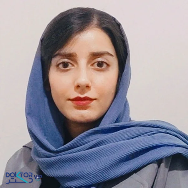 مهرناز آقامیری