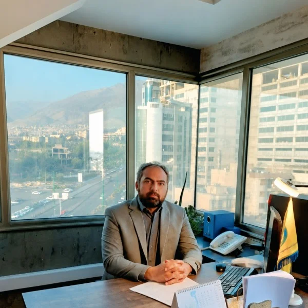 سینا فراهانی