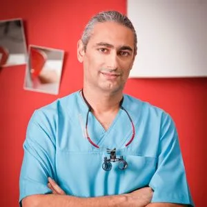 دکتر رضا آهکی لاکه