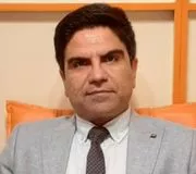 دکتر علی آریایی