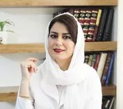 مینا صالحی