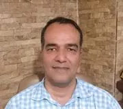 دکتر علیرضا زارع