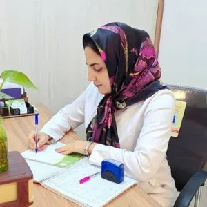 آزاده طاوسی