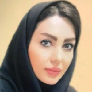 زهرا اکبری