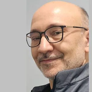 دکتر علی نظری